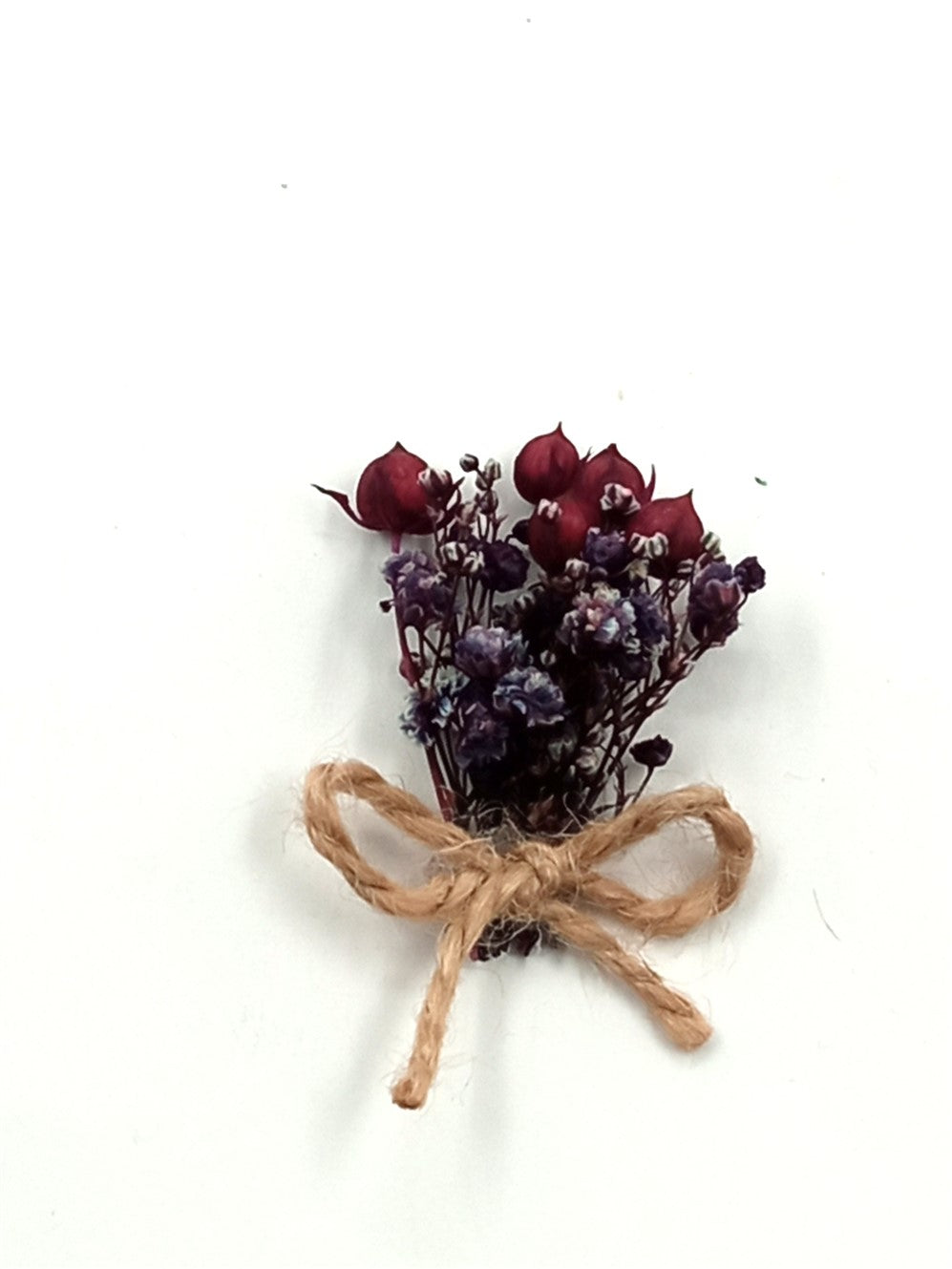 İnci Süslemeli Cipso Yaka Çiçeği