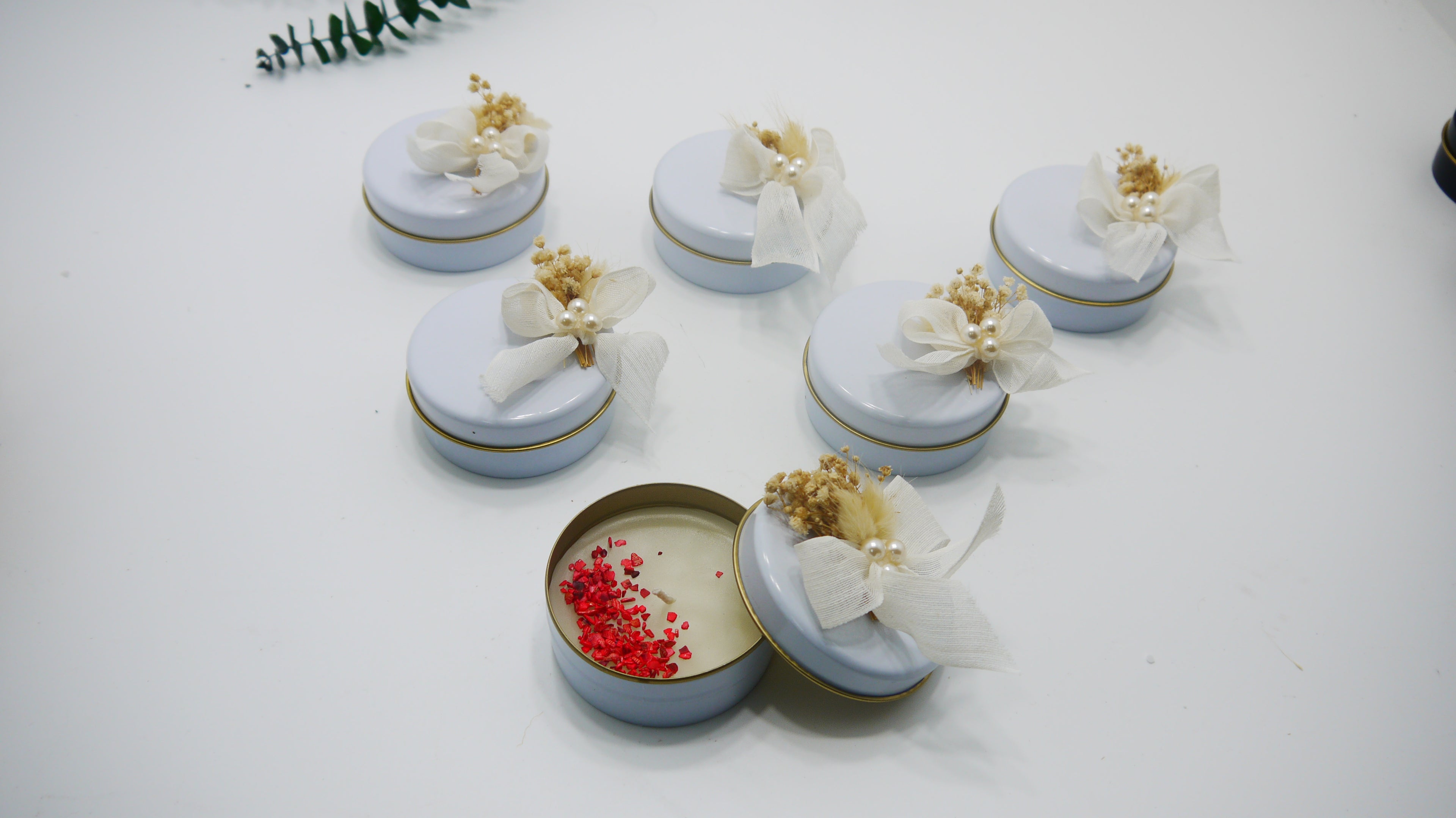 İnci Süslemeli Teneke Mum