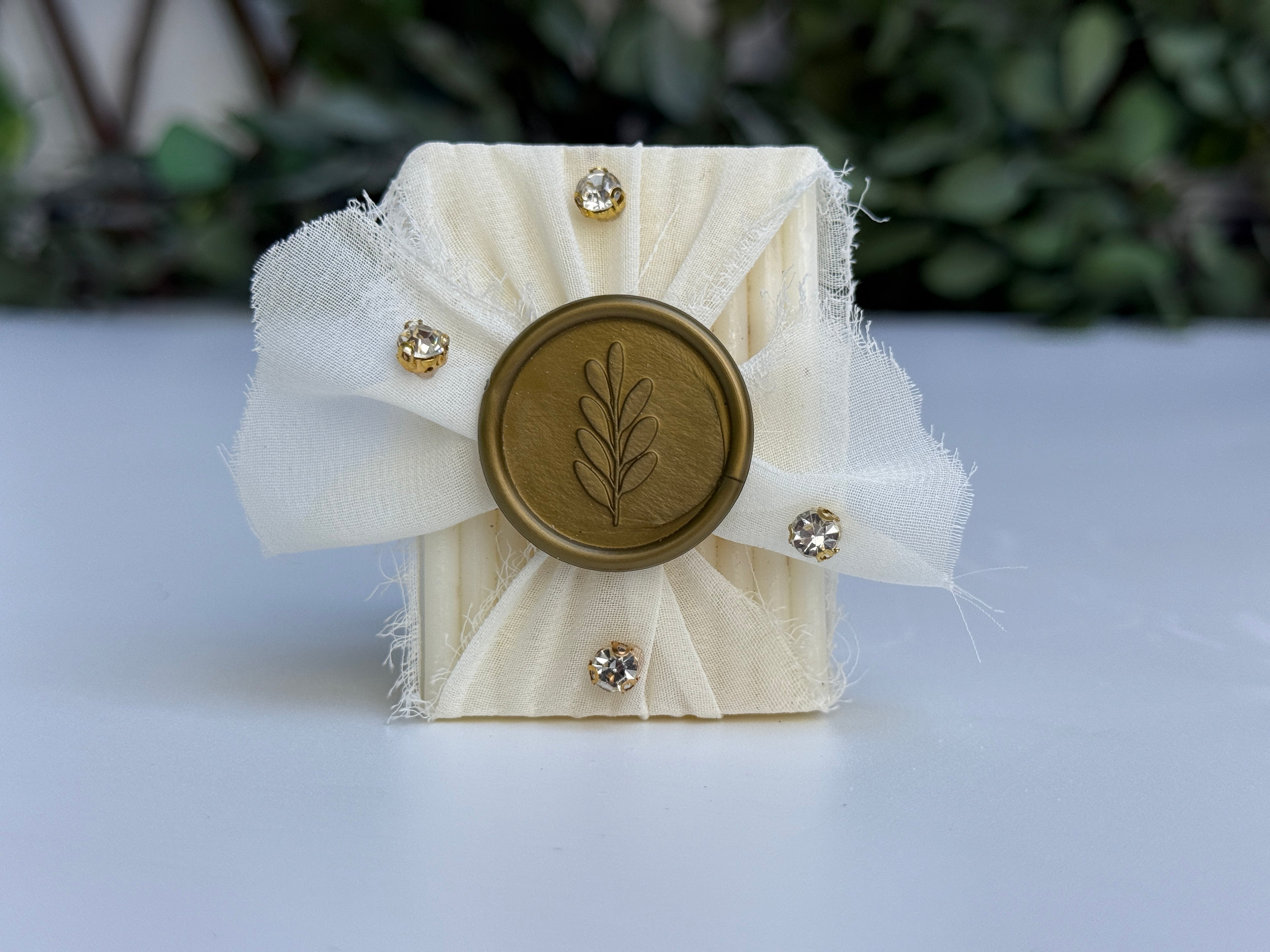 Mühür Detaylı Tül Süslemeli Sabun