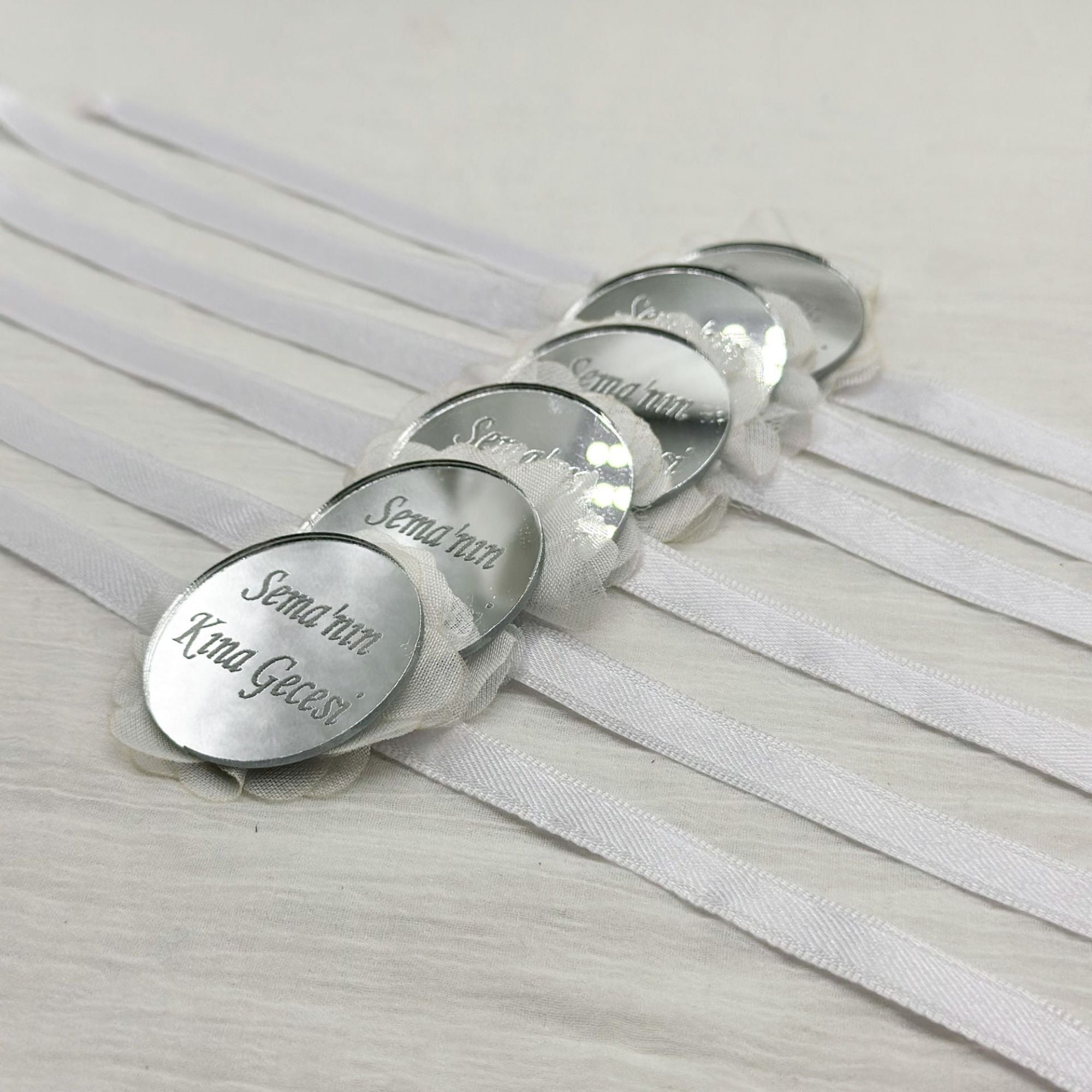 Pleksi İsimlikli Saten Nedime Bilekliği