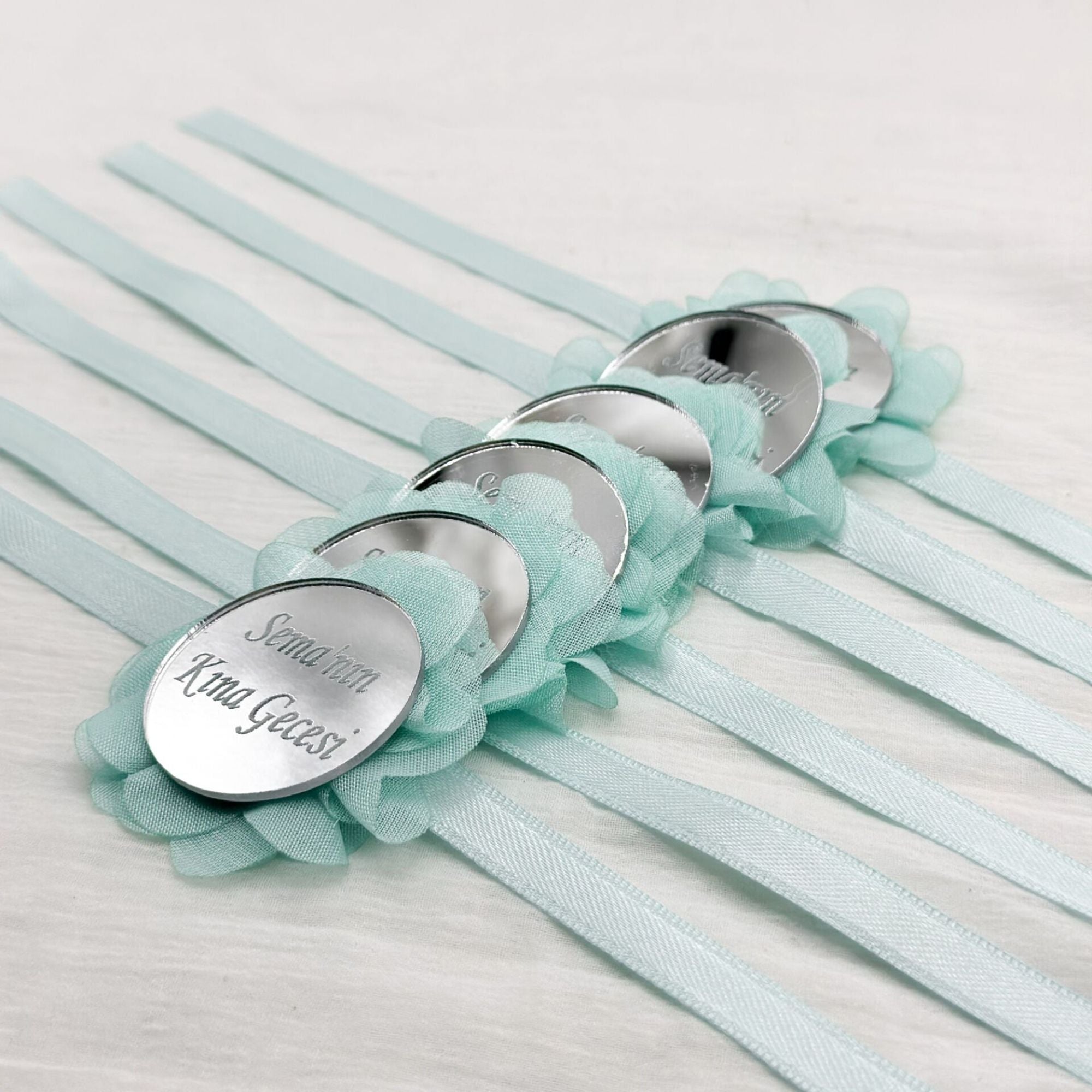 Pleksi İsimlikli Saten Nedime Bilekliği