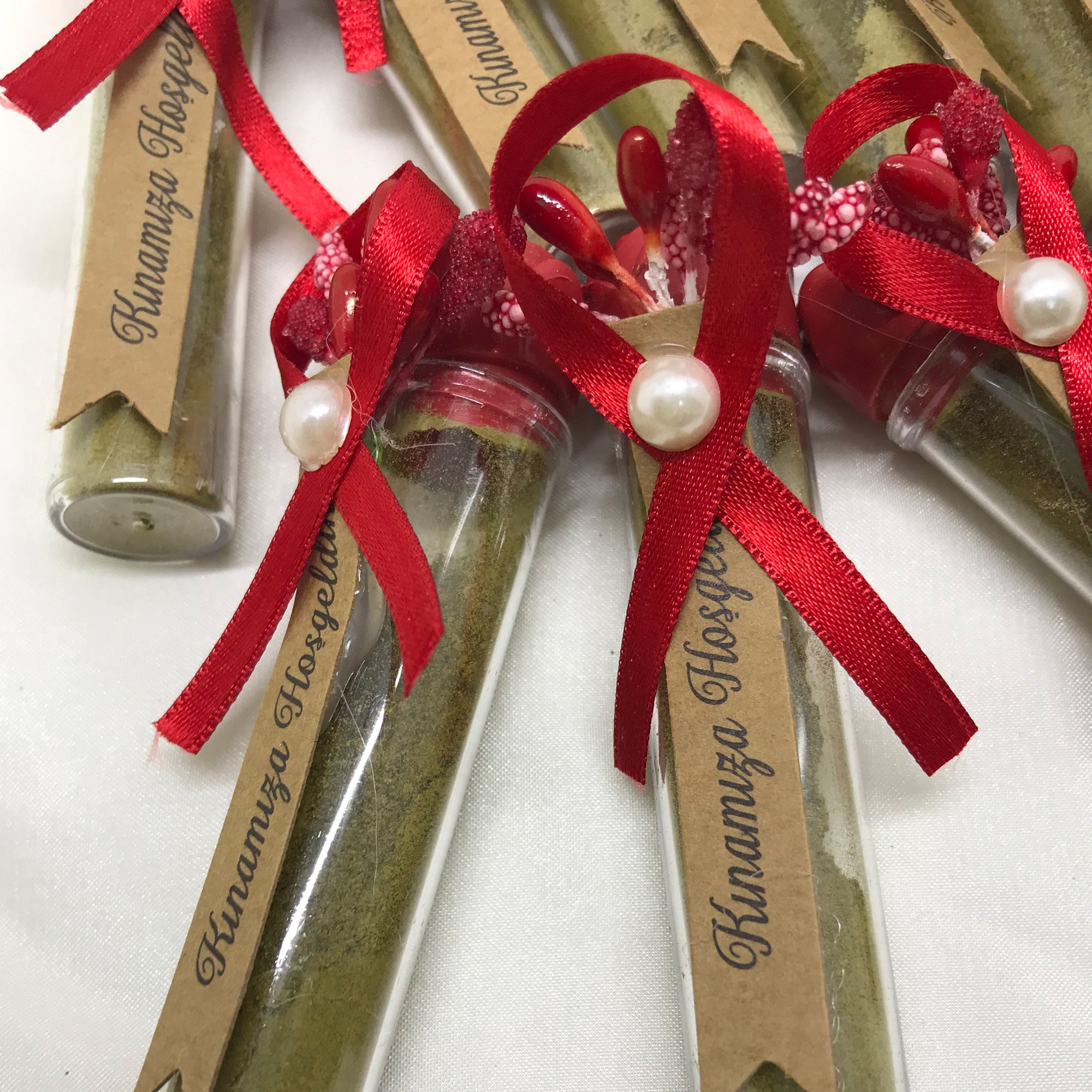 Mantar Tıpalı Cam Kına Tüpü