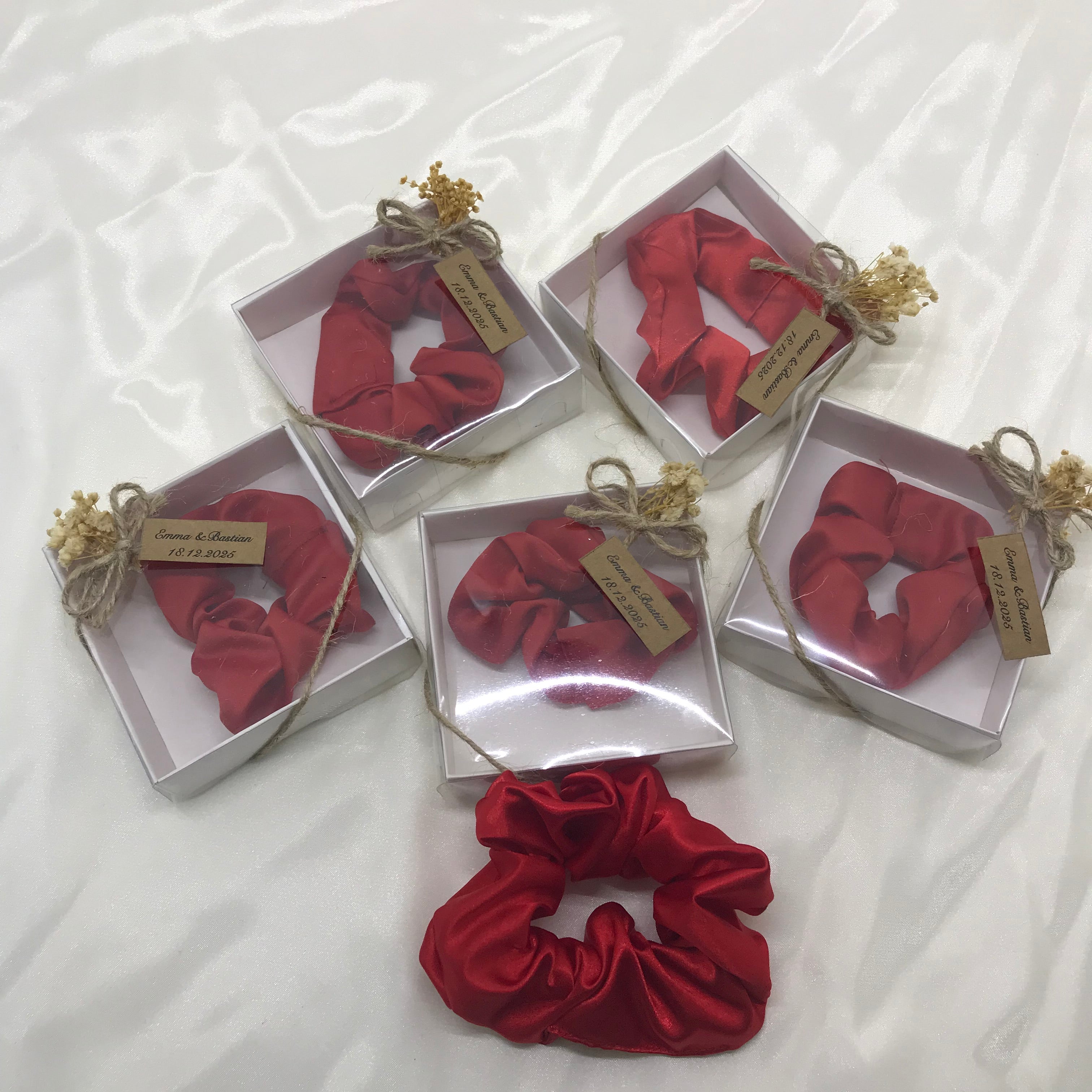 Asetat Kutulu Saten Saç Tokası